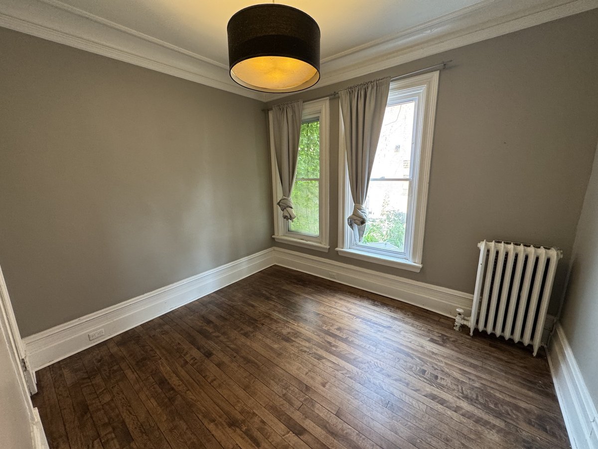 43 Park Avenue - Photo 2