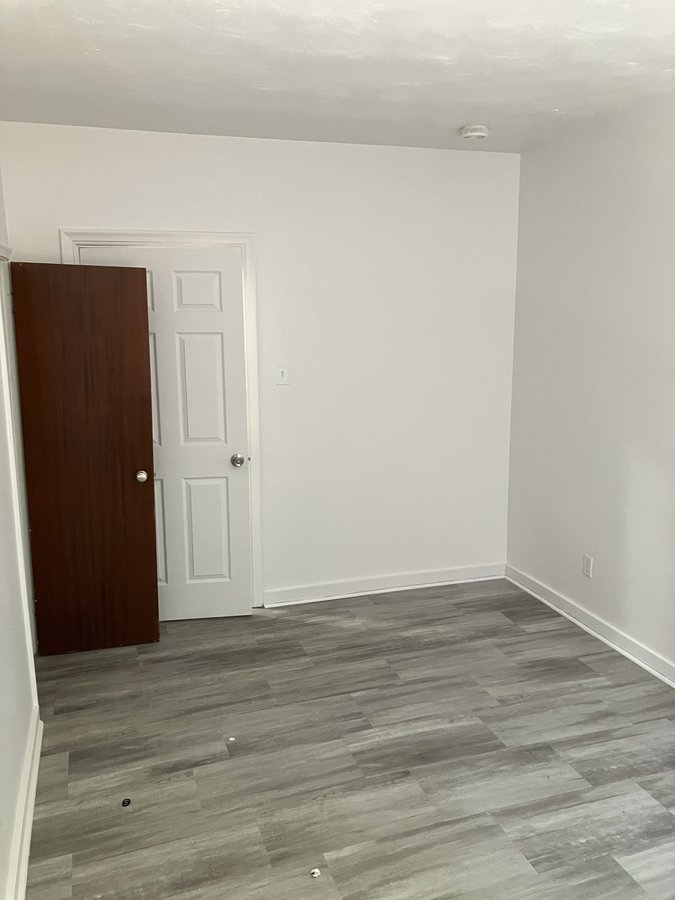 257 Daly Avenue - Photo 14