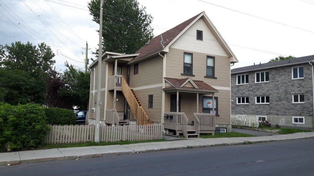 Rentals.ca Vanier North Ottawa Apartments, Condos and Houses For Rent