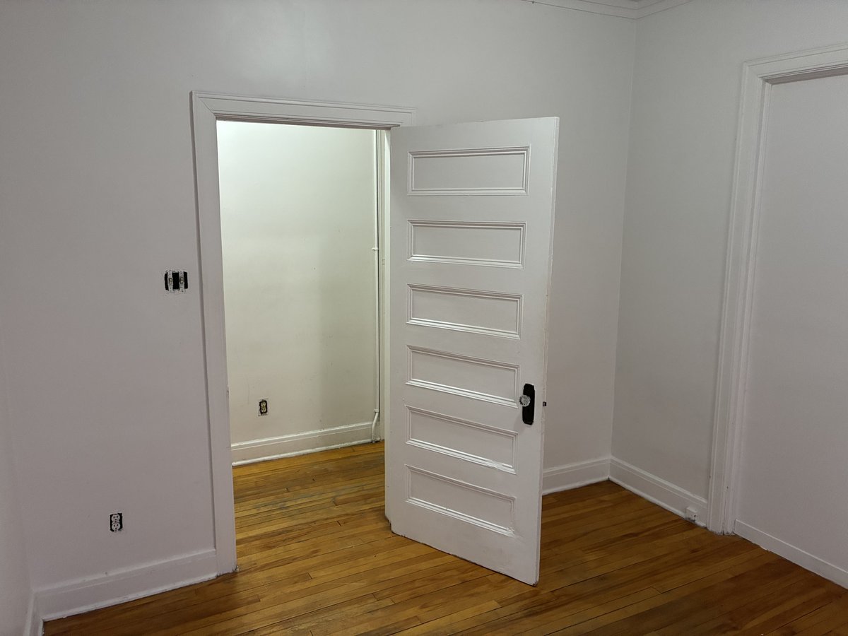 255 Daly Avenue - Photo 4