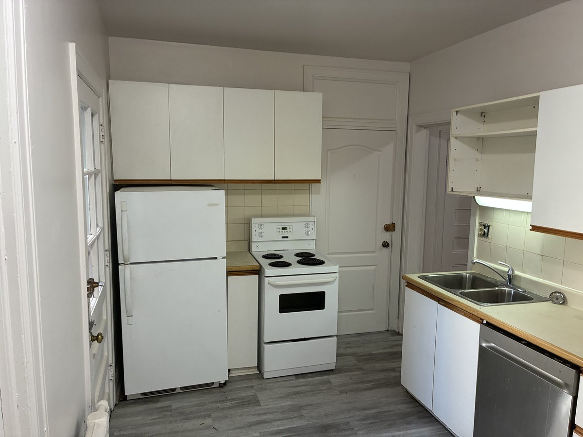 255 Daly Avenue - Photo 32