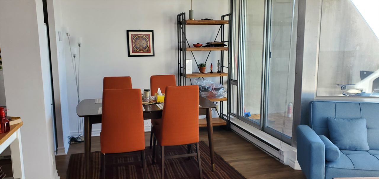 530 Laurier Avenue West - Photo 2