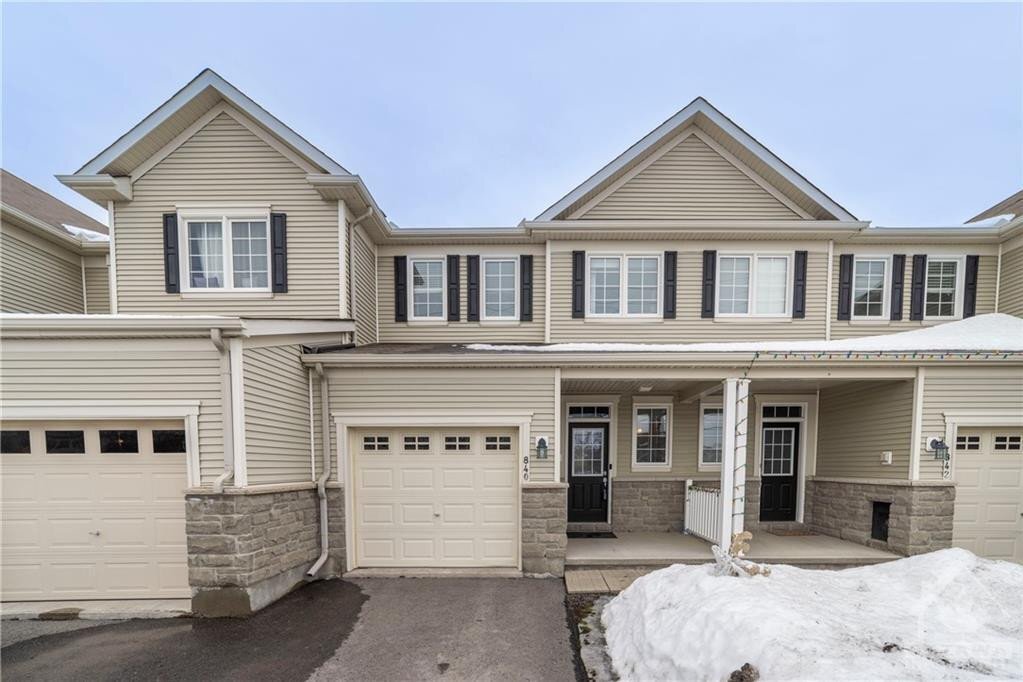 Rentals.ca New Barrhaven Stonebridge Halfmoon Bay Heart’s Desire