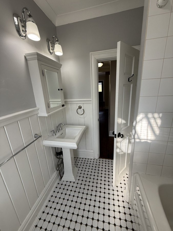 982 Fisher Avenue - Photo 4