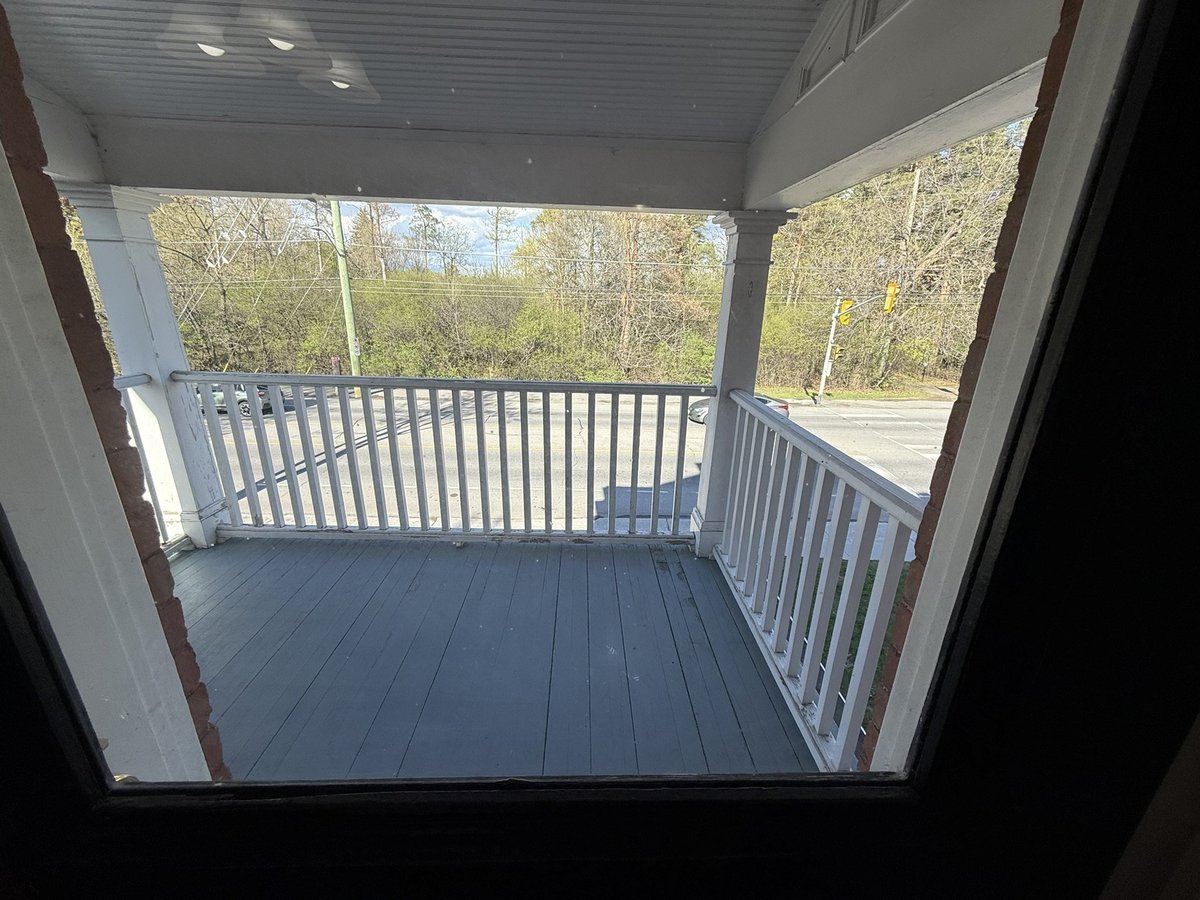 982 Fisher Avenue - Photo 13