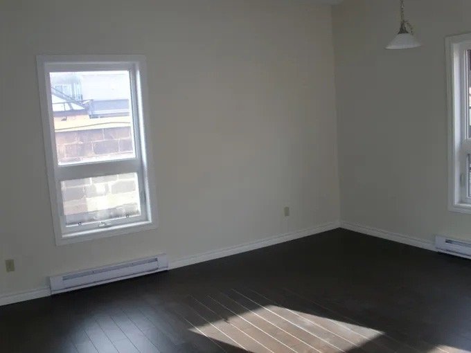 1 Flora Street - Photo 3