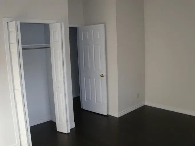 1 Flora Street - Photo 6