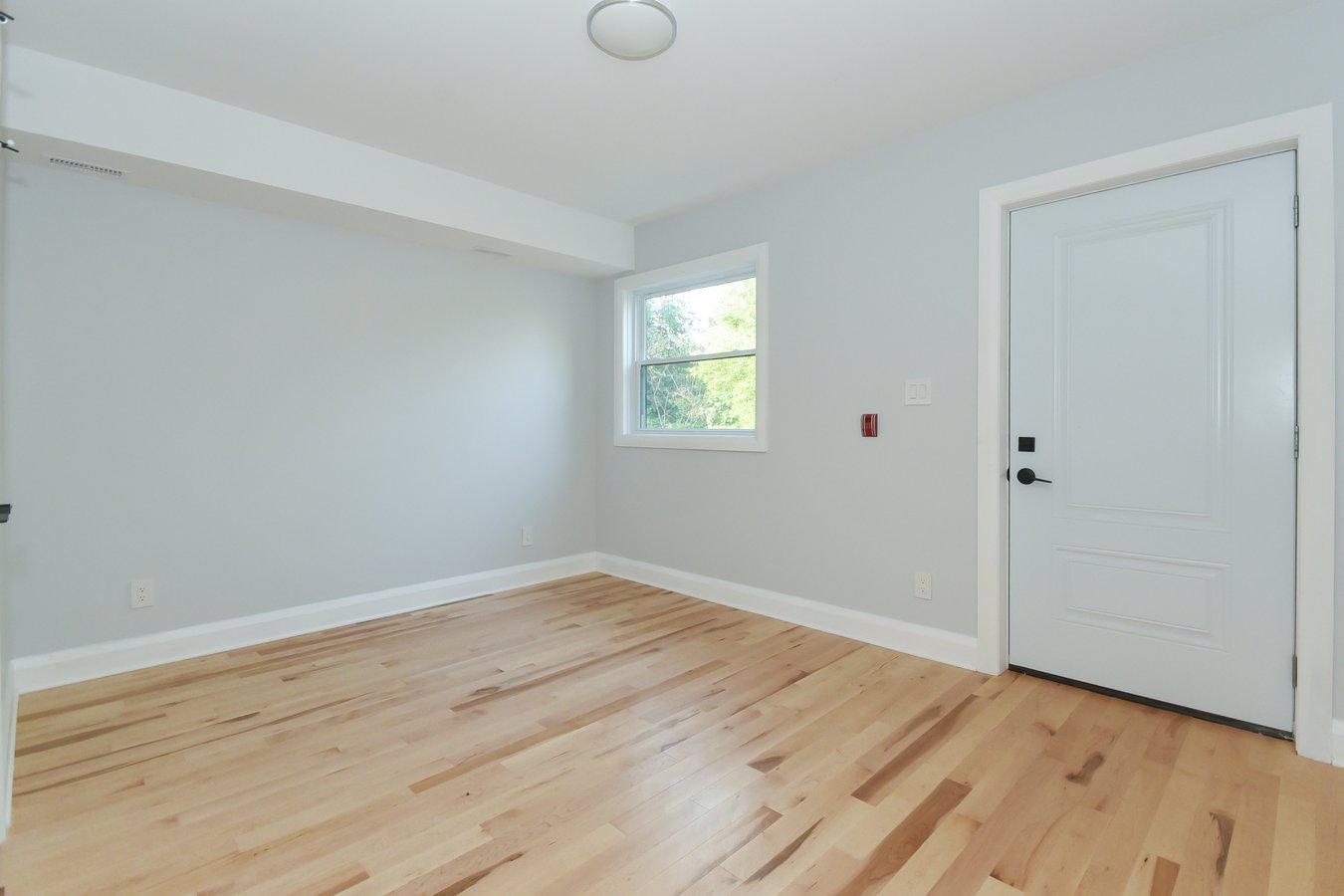 172 Russell Avenue - Photo 9
