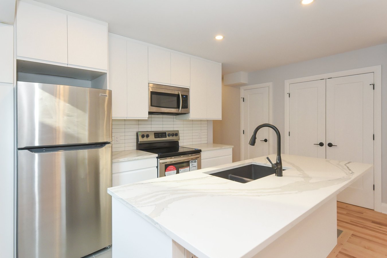 172 Russell Avenue - Photo 11