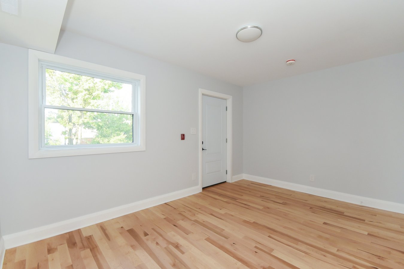 172 Russell Avenue - Photo 15
