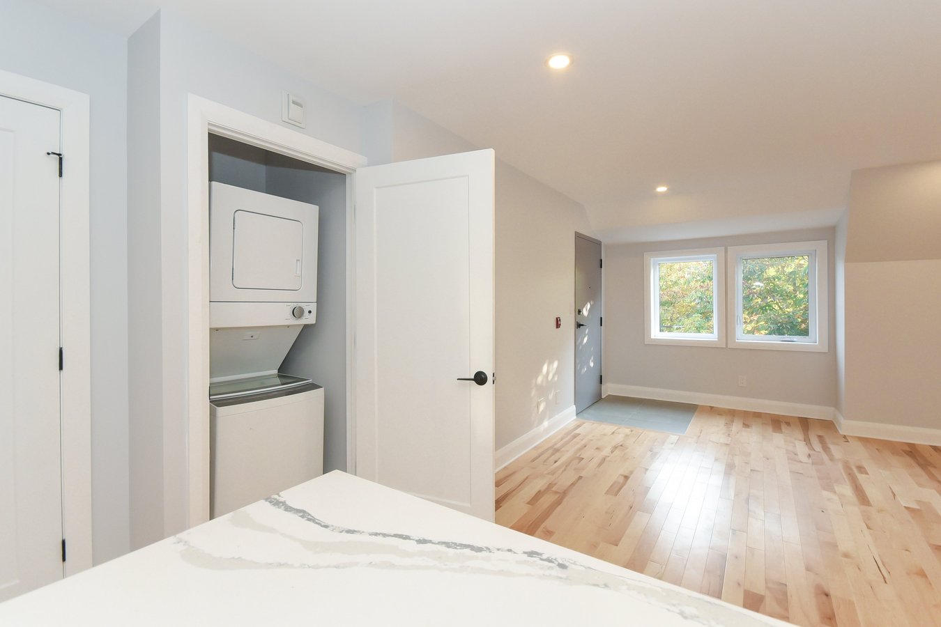 172 Russell Avenue - Photo 17
