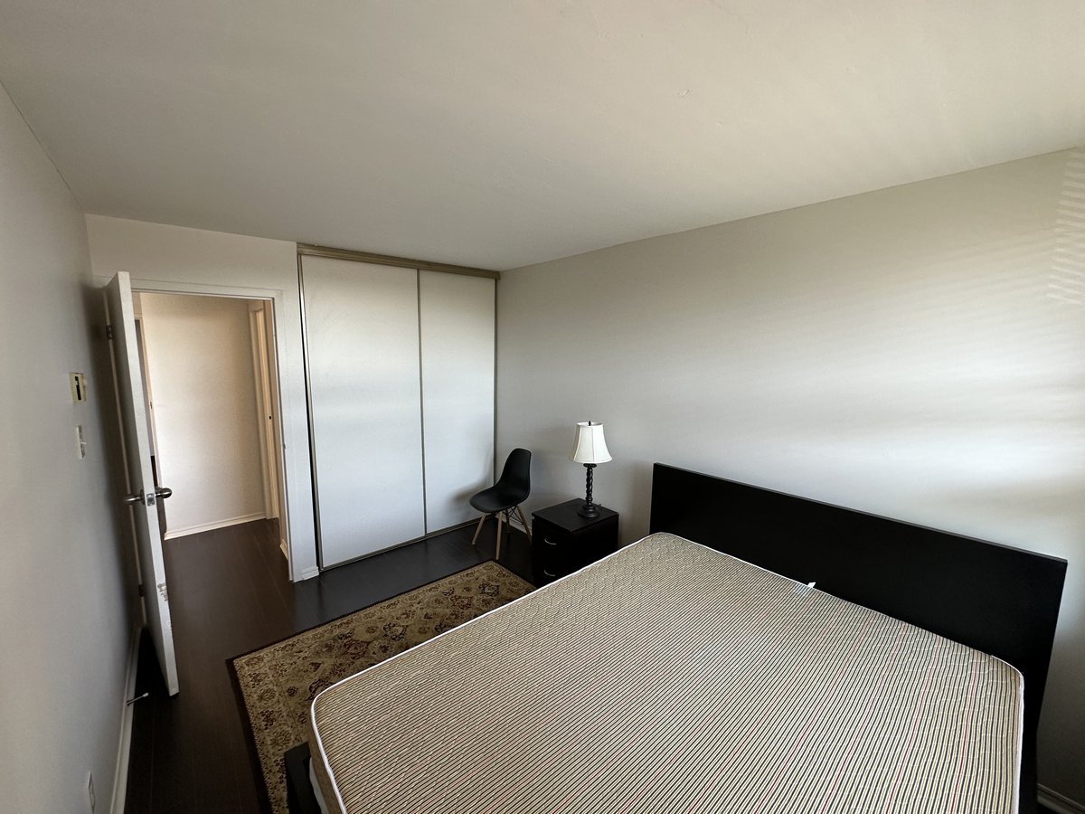 1177 Bélanger Avenue - Photo 5