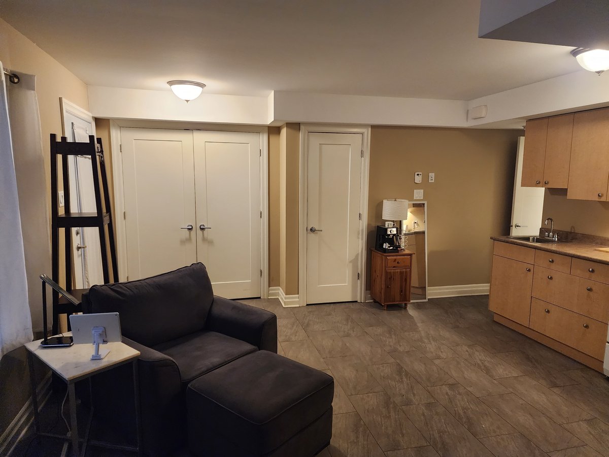 72 Seneca Street - Photo 2