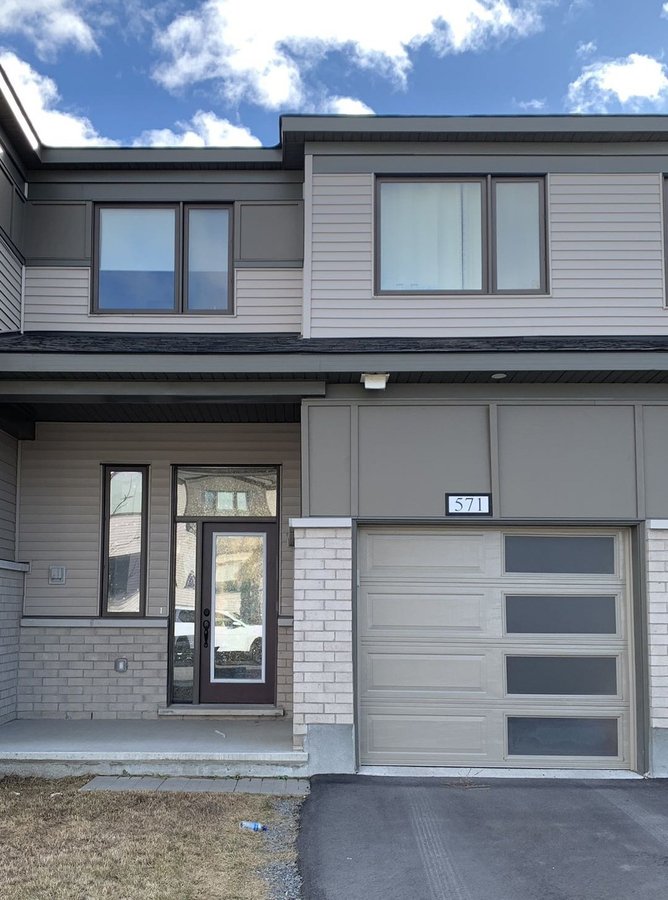 Rentals.ca New Barrhaven Stonebridge Halfmoon Bay Heart’s Desire