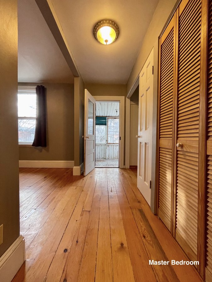 109 Henderson Avenue - Photo 13