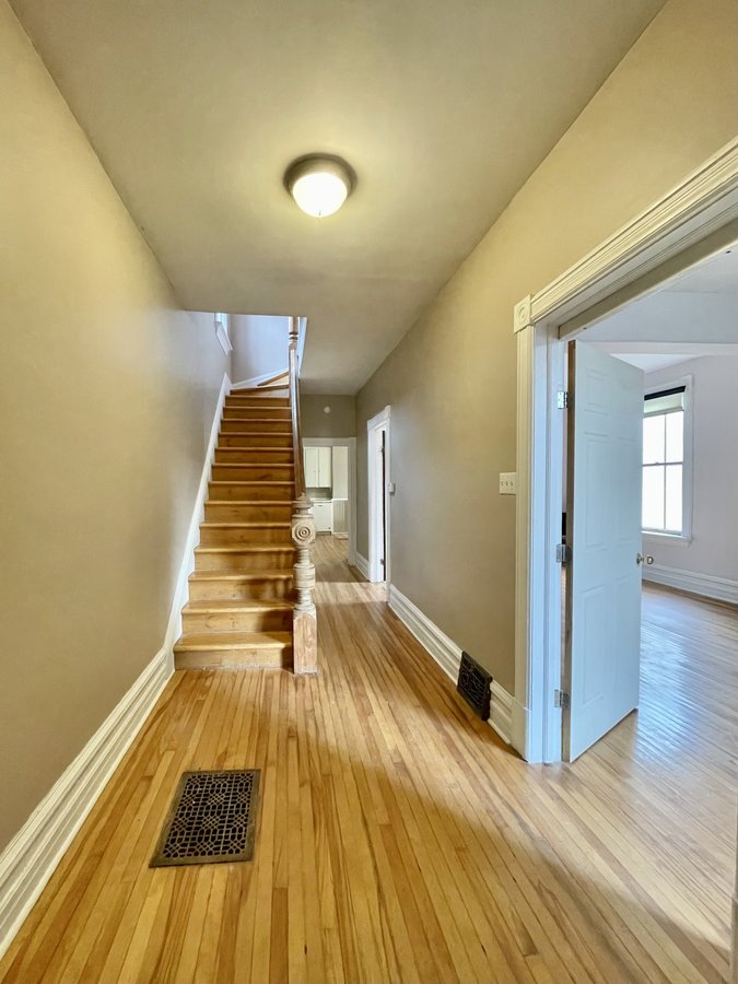 109 Henderson Avenue - Photo 15