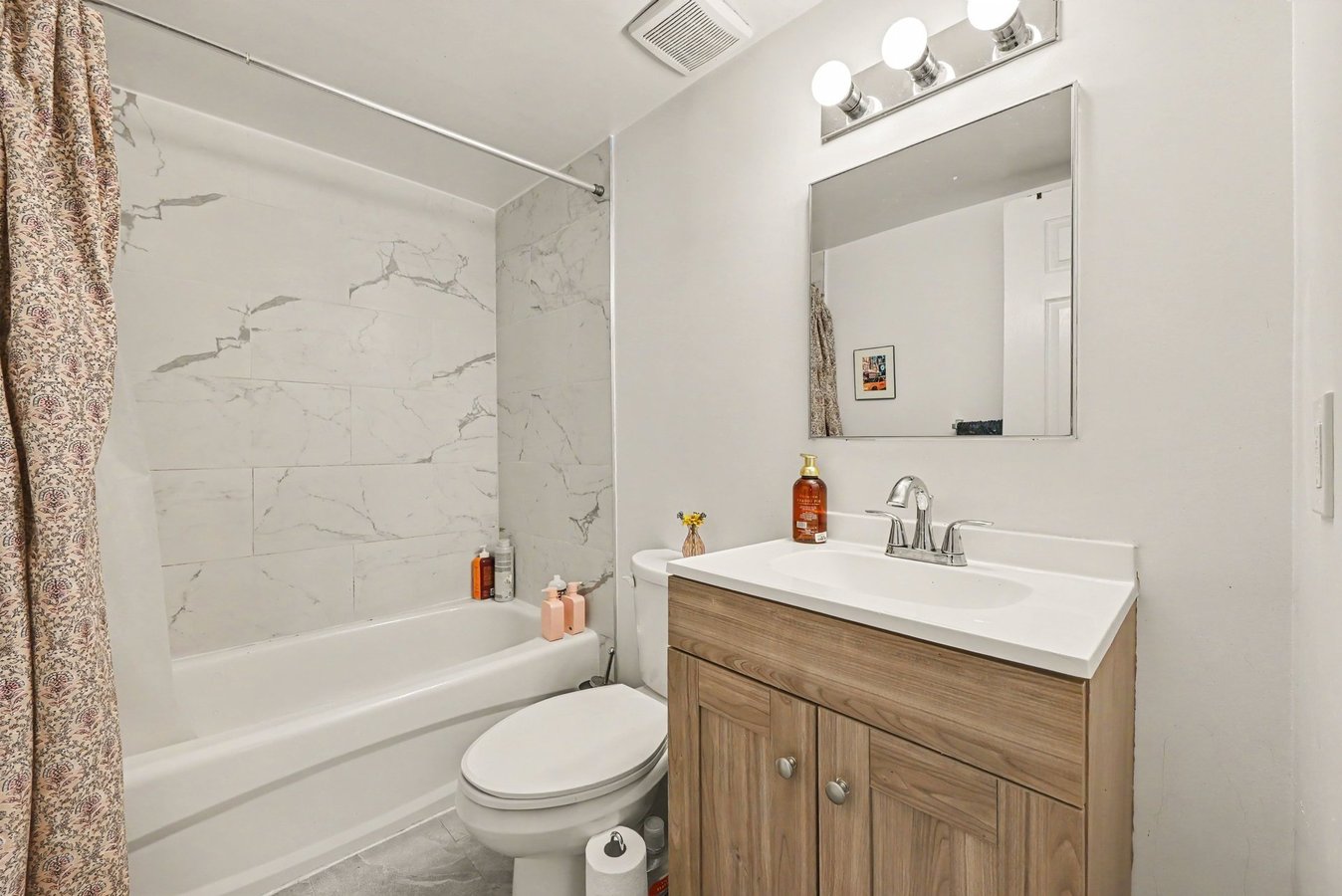 237 Loretta Avenue South - Photo 11