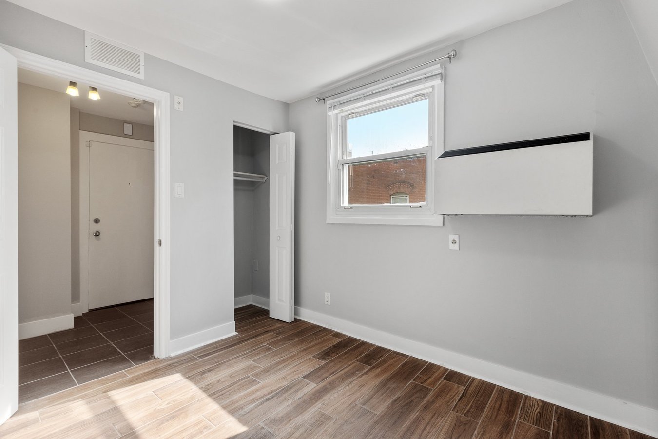 467 Slater Street - Photo 5