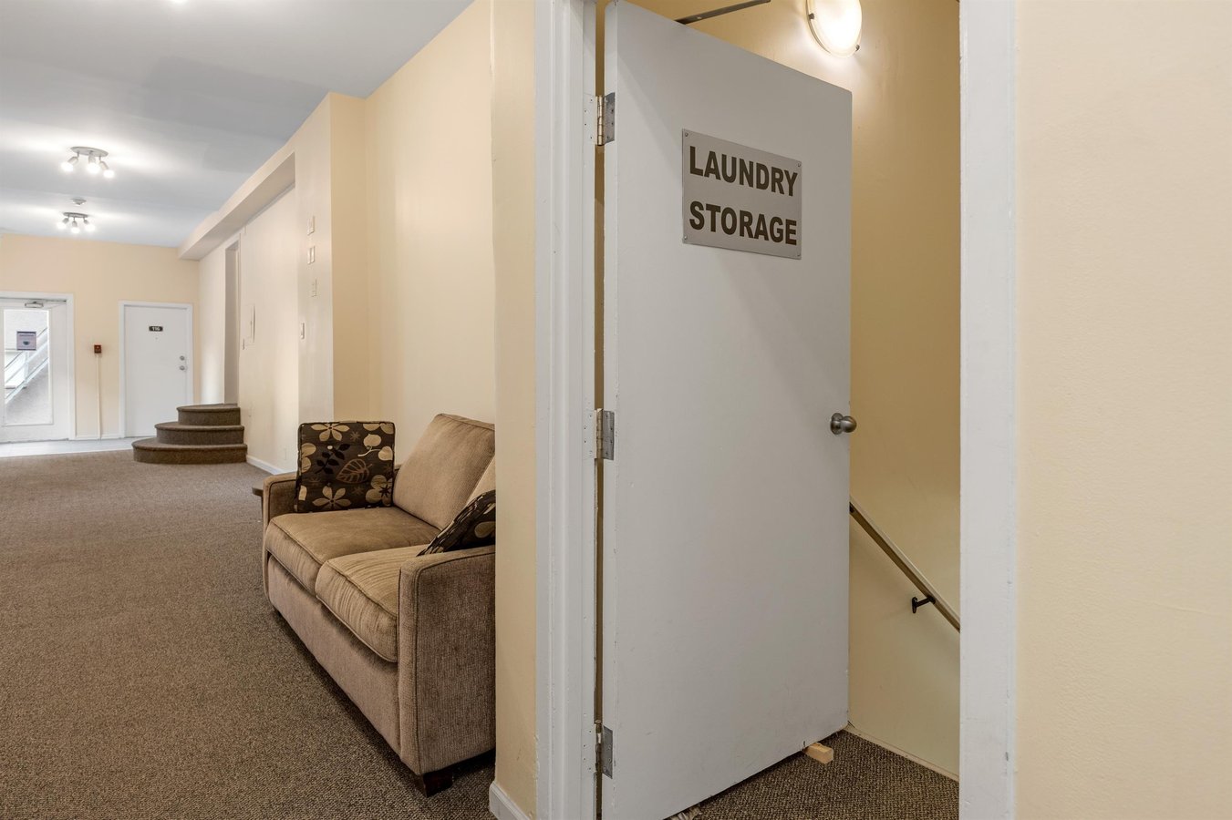 467 Slater Street - Photo 10