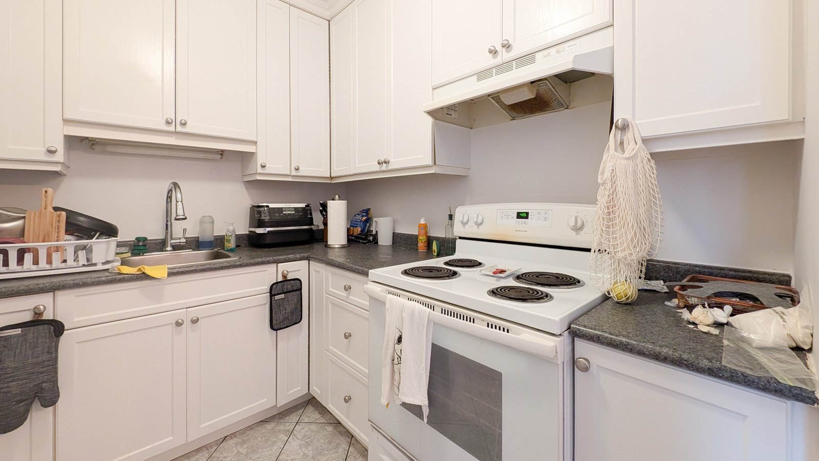 309 Cyr Avenue - Photo 8