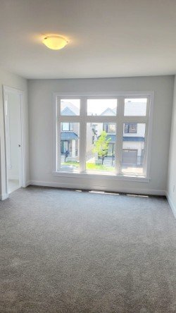 243 Finsbury Avenue - Photo 5