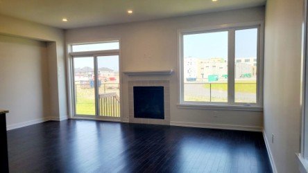 243 Finsbury Avenue - Photo 4