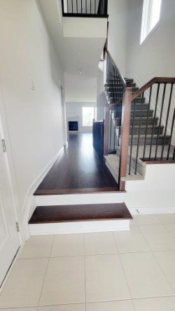 243 Finsbury Avenue - Photo 2