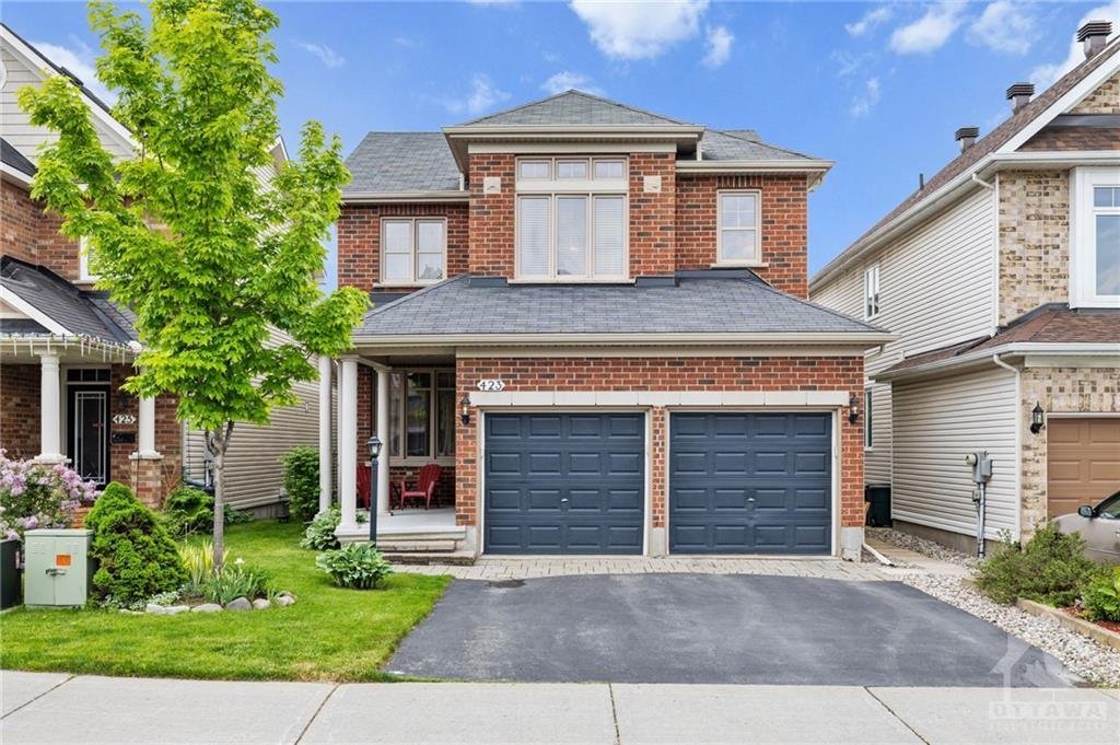 Rentals.ca New Barrhaven Stonebridge Halfmoon Bay Heart’s Desire