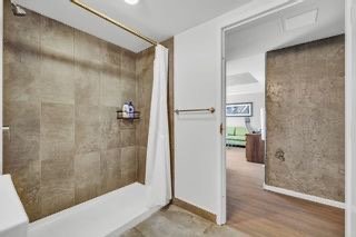 105 Champagne Avenue South - Photo 7