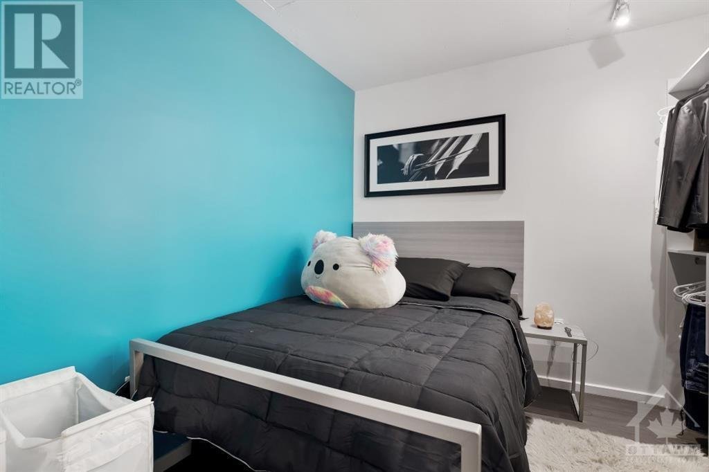 105 Champagne Avenue South - Photo 5
