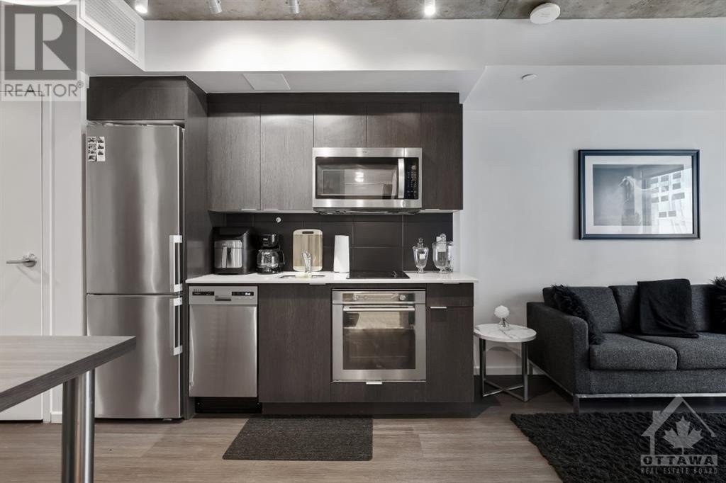 105 Champagne Avenue South - Photo 13