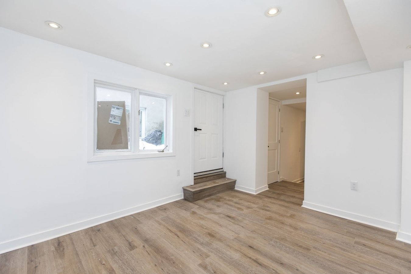 4 Clarey Avenue - Photo 2