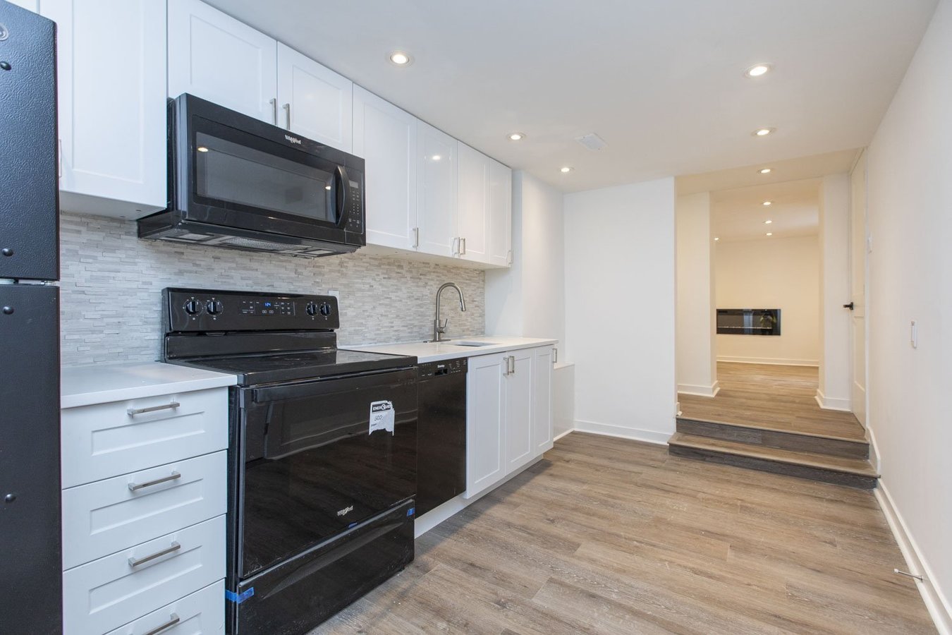 4 Clarey Avenue - Photo 1