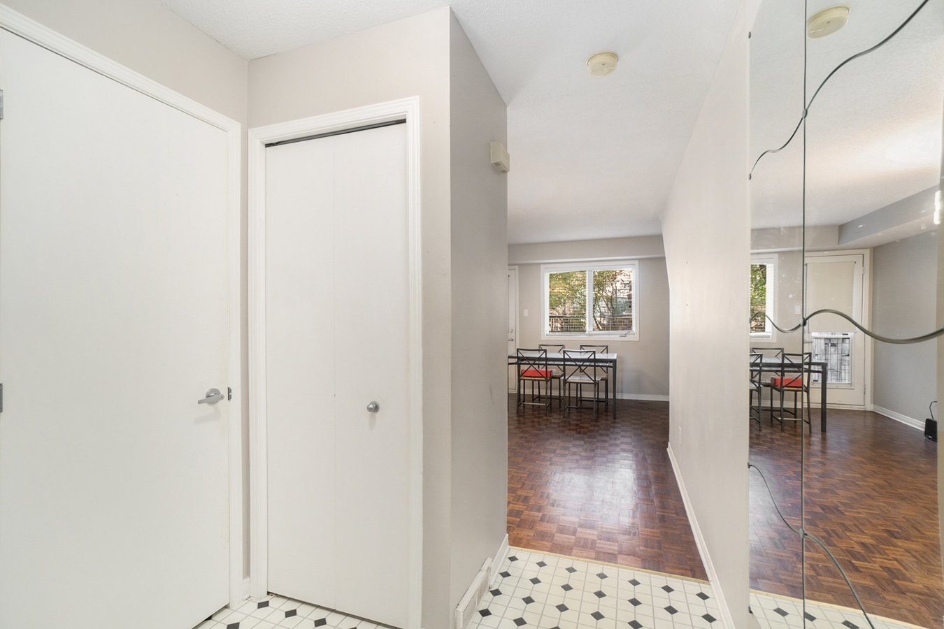 249 Clarence Street - Photo 4