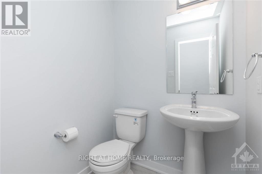 339 CROSSWAY TERRACE - Photo 3