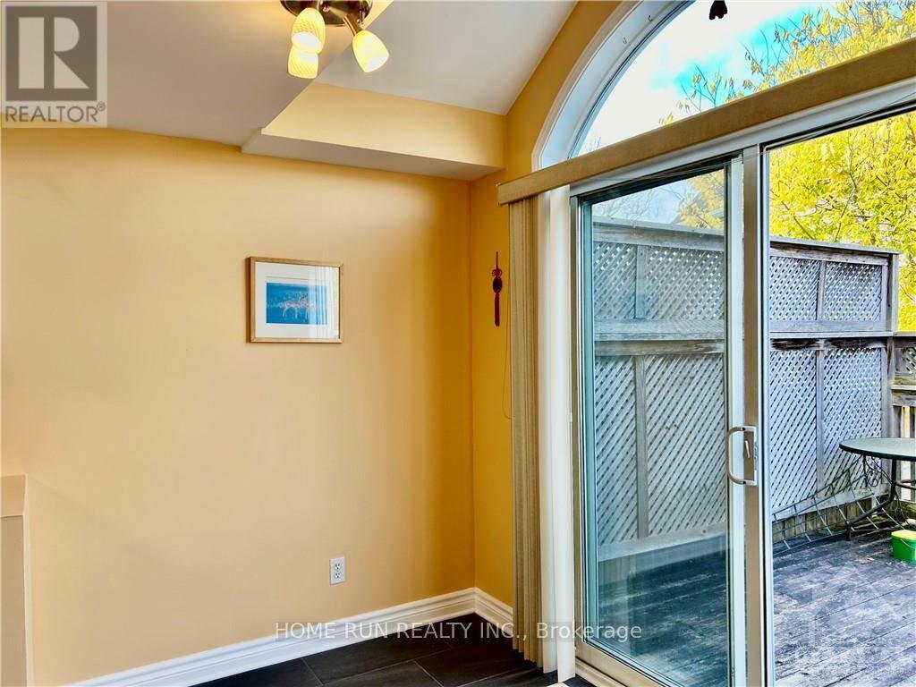 66 LANDOVER CRESCENT - Photo 10