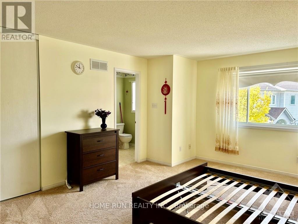 66 LANDOVER CRESCENT - Photo 16