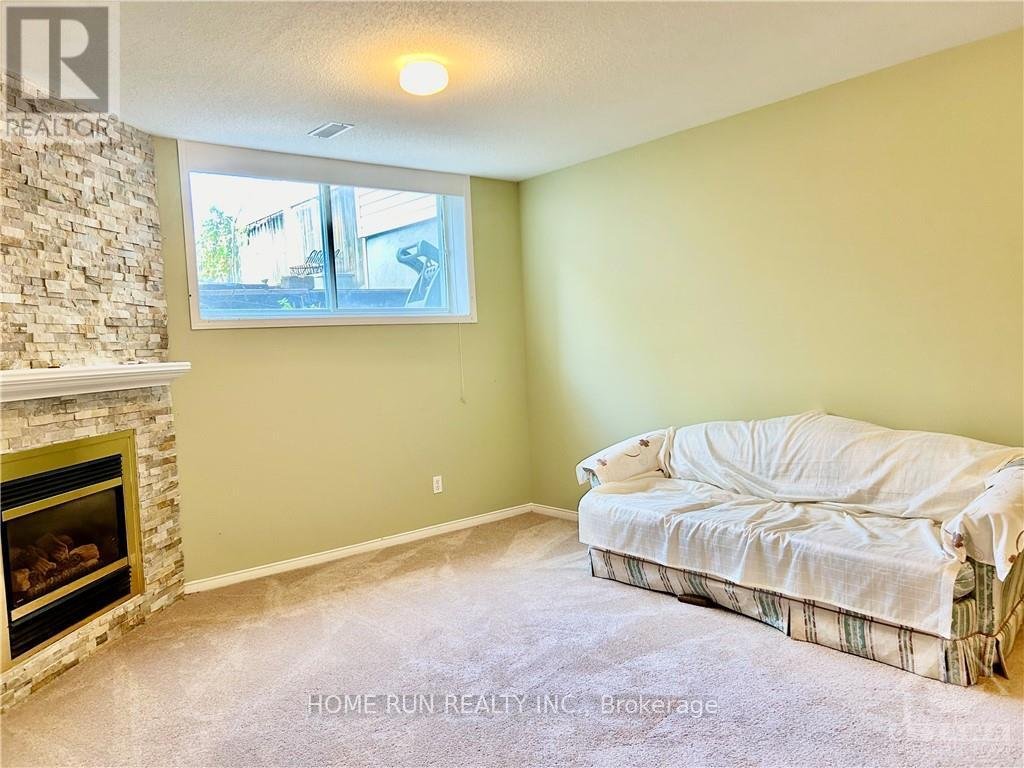 66 LANDOVER CRESCENT - Photo 23