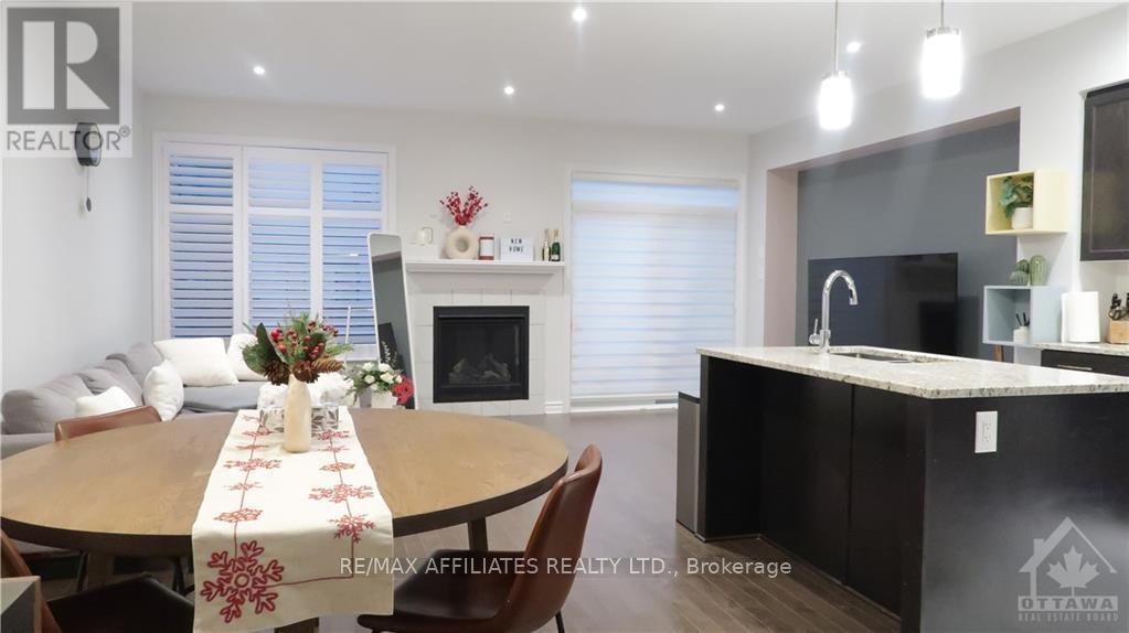 756 PUTNEY CRESCENT - Photo 4