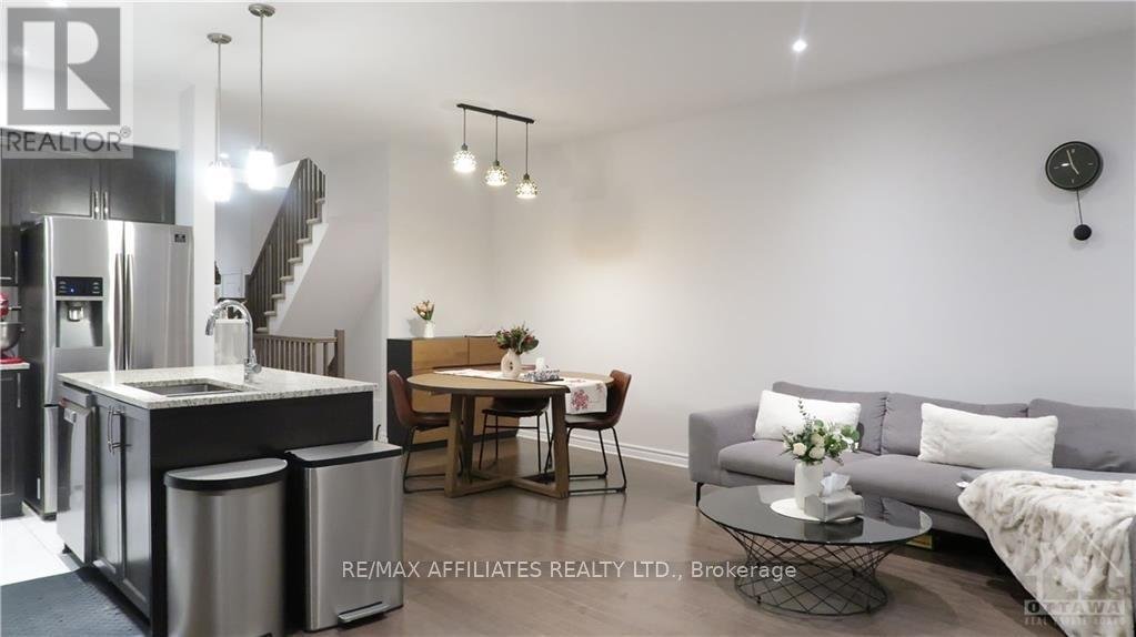 756 PUTNEY CRESCENT - Photo 5