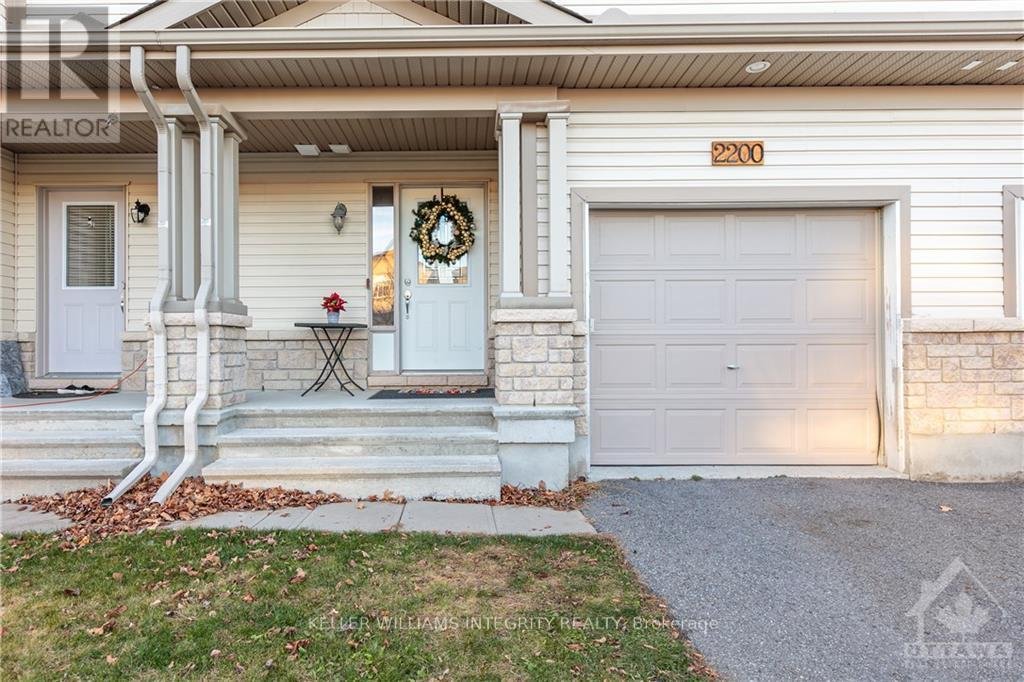 2200 NANTES STREET - Photo 2