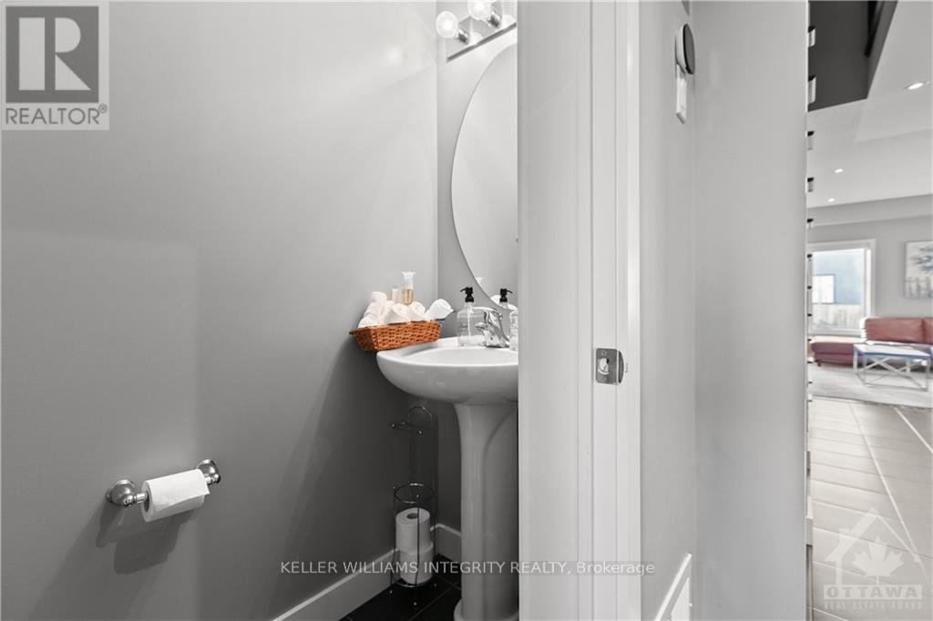 2200 NANTES STREET - Photo 4