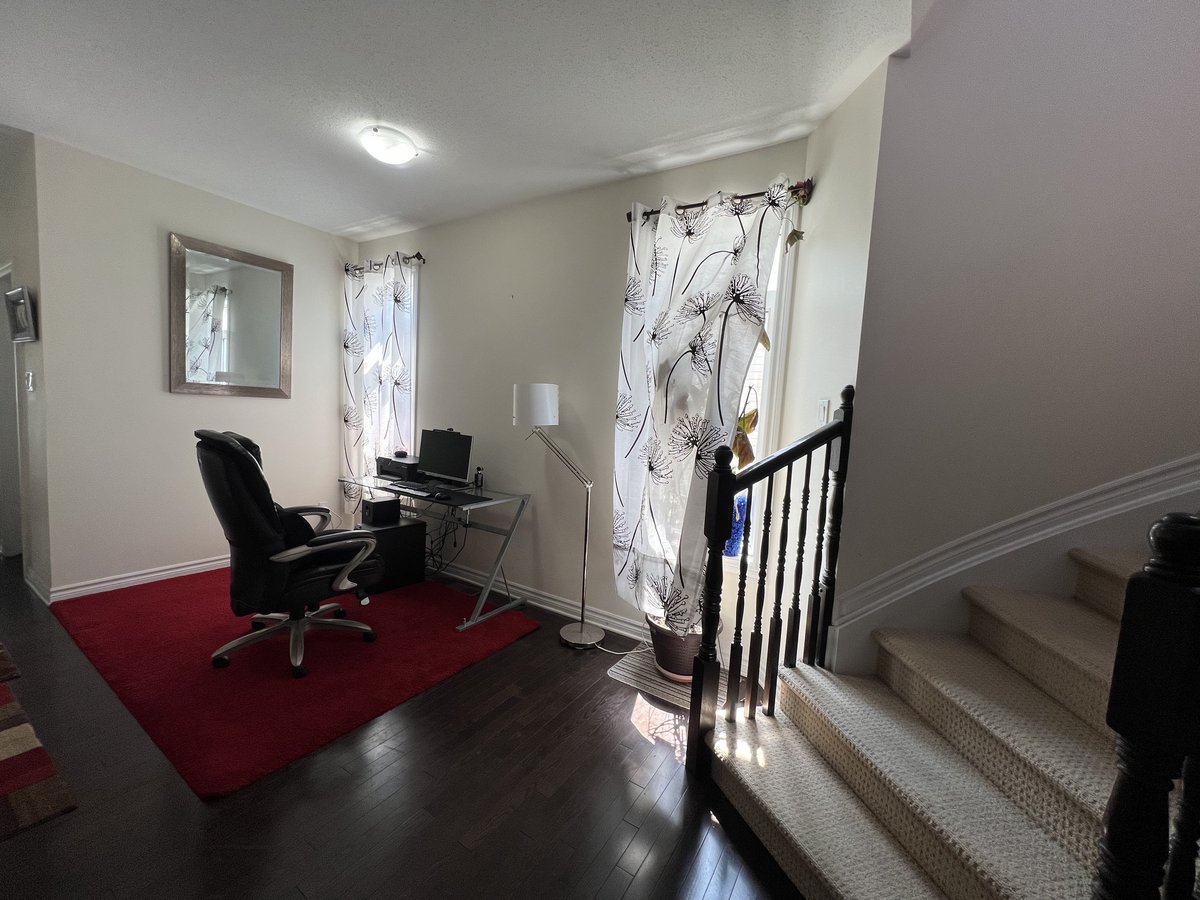 163 Claridge Drive - Photo 5