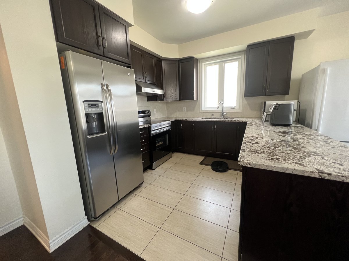 163 Claridge Drive - Photo 8
