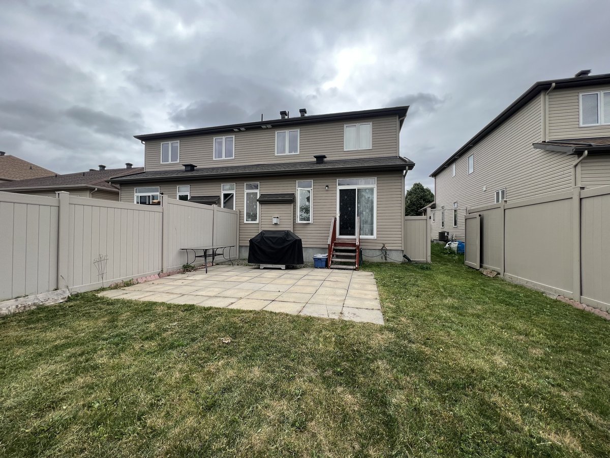 163 Claridge Drive - Photo 12