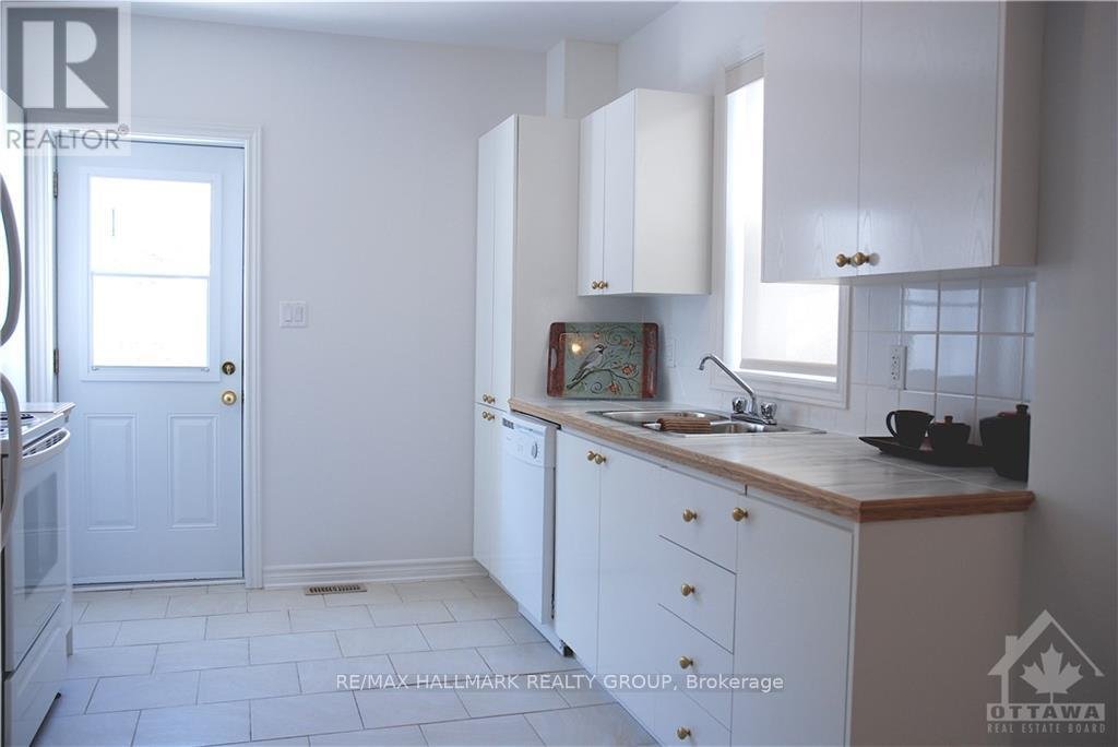240 CUMBERLAND STREET - Photo 4