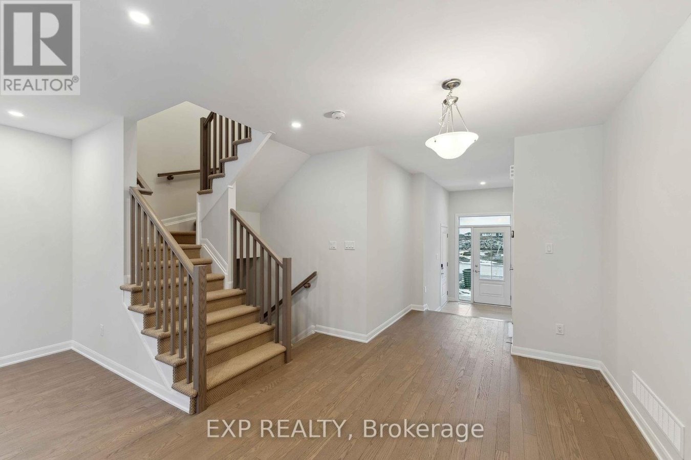 711 FAIRLINE ROW - Photo 10