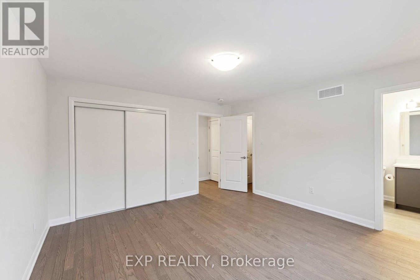 711 FAIRLINE ROW - Photo 13