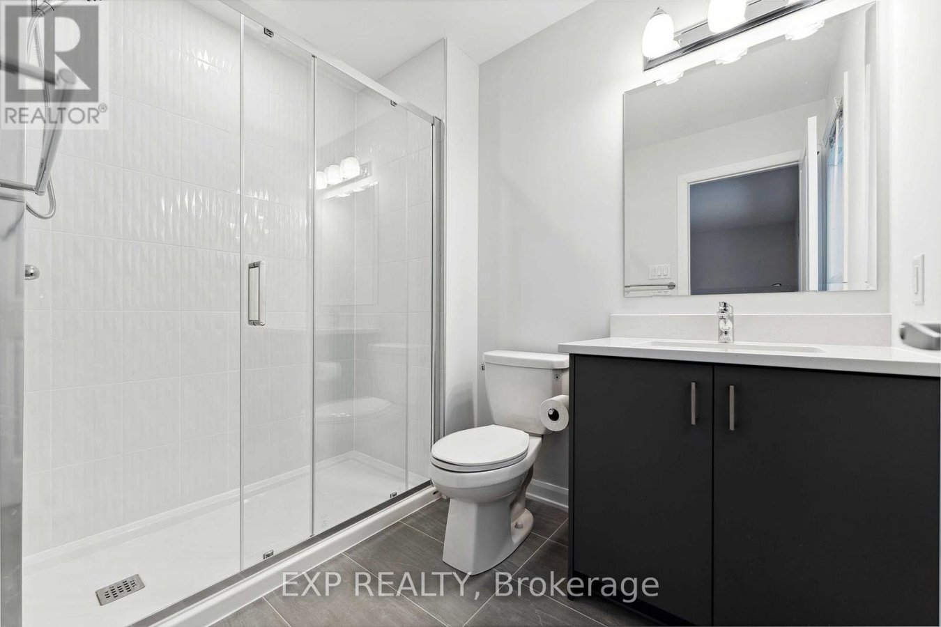711 FAIRLINE ROW - Photo 15