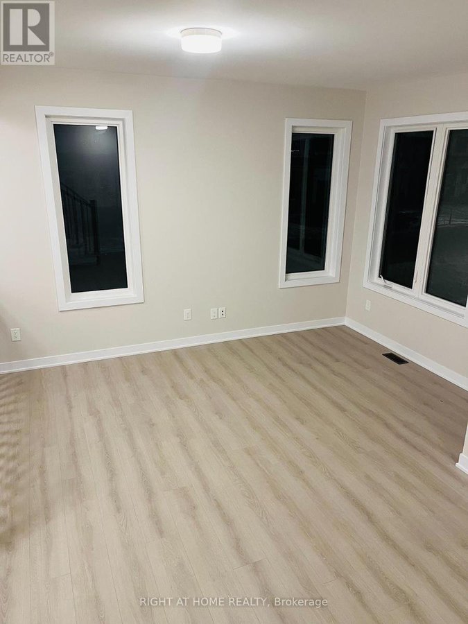 209 BEEBALM CRESCENT - Photo 3